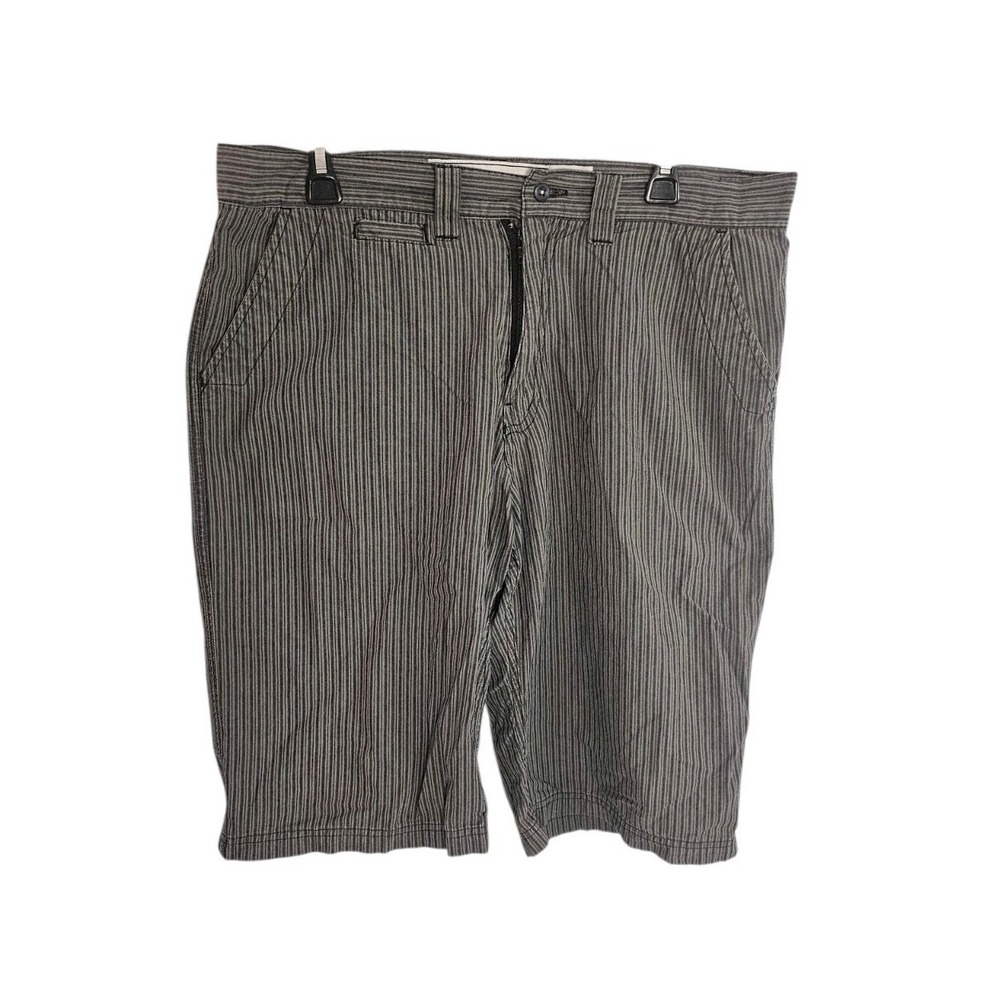 Avirex Men's Pin Striped Shorts Size 36‎ 100% Cotton